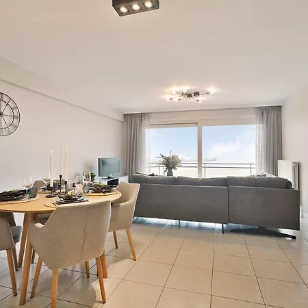 Huswell - Stunning Sea-view Apartament